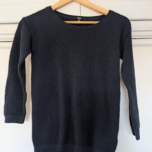 Uniqlo black knit sweater, size XS